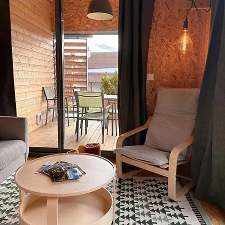 De Charme Au Coeur D'un Cadre Arbore