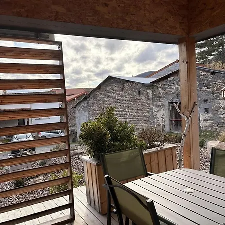 De Charme Au Coeur D'un Cadre Arbore 3*