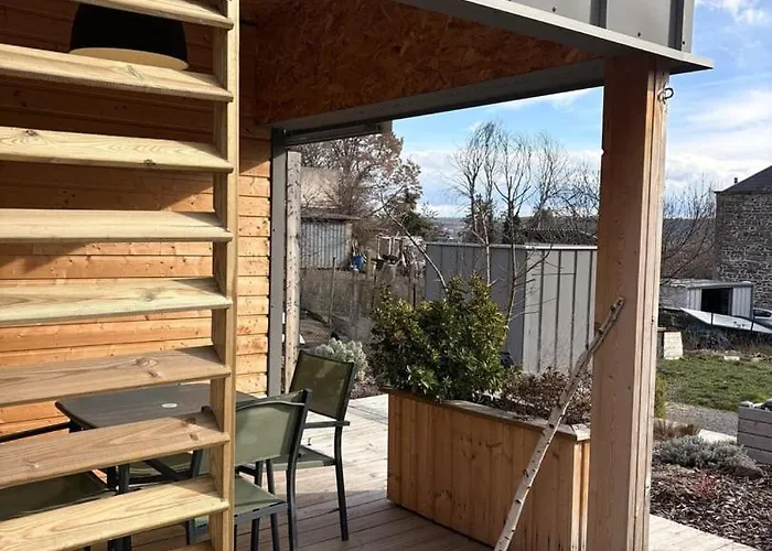 De Charme Au Coeur D'un Cadre Arbore